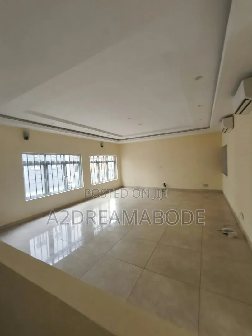 5bdrm Duplex in Maryland, Shonibare Estate for rent in Shonibare Estate