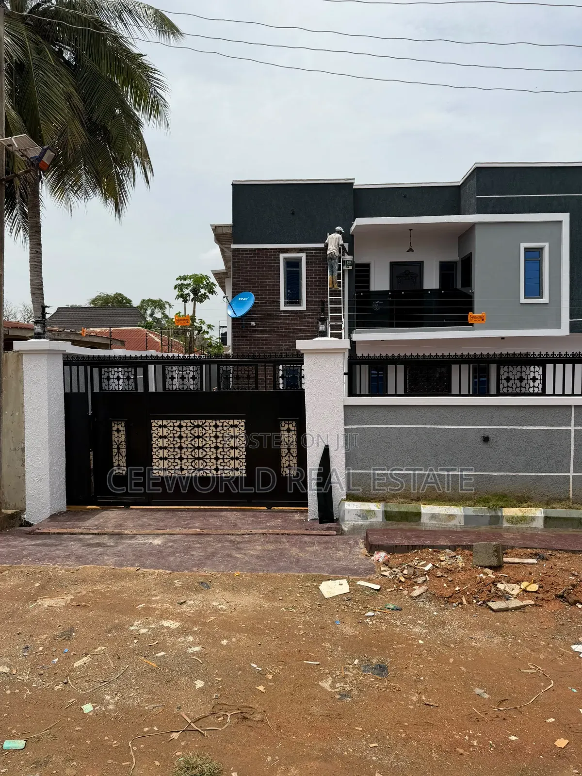 4bdrm Duplex in Temidire Estate for sale in Ologuneru