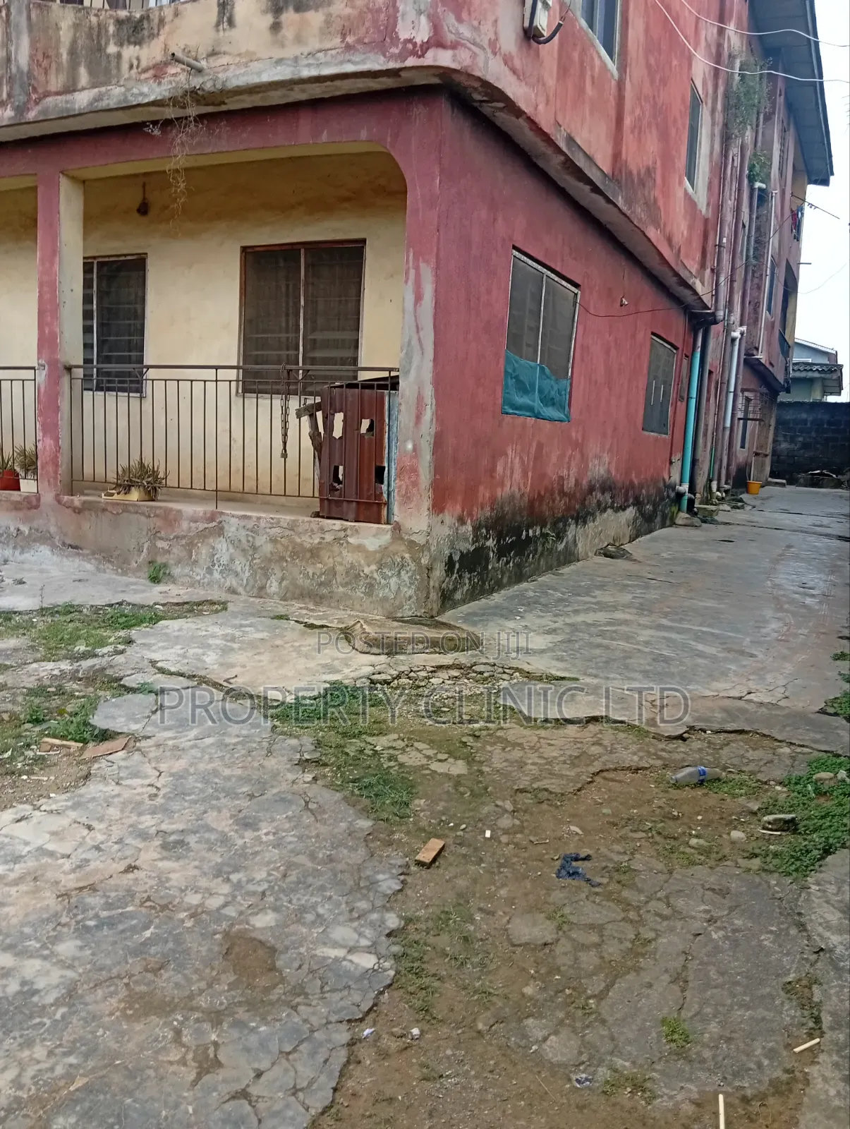 3bdrm Block of Flats in Off Ikotun Egbe for sale in Isheri / Egbe Idimu