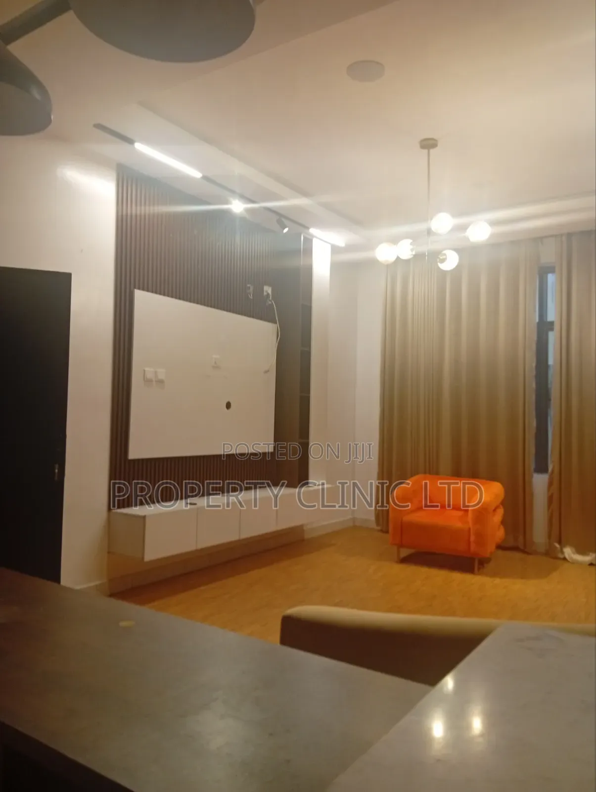 Mini Flat in Adekunle Yaba for sale in Adekunle