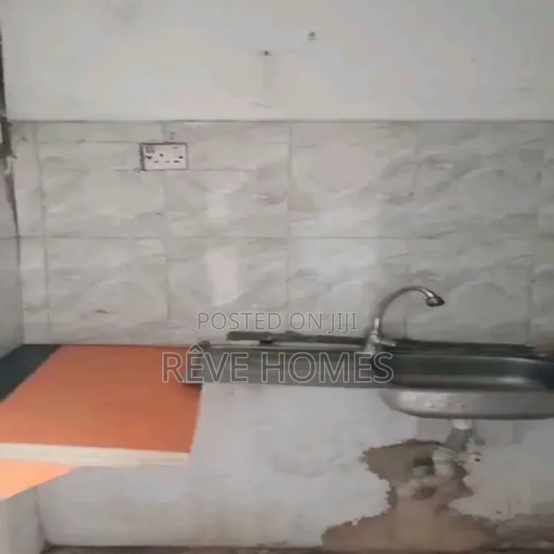 Studio Apartment in Adekunle for rent in Adekunle