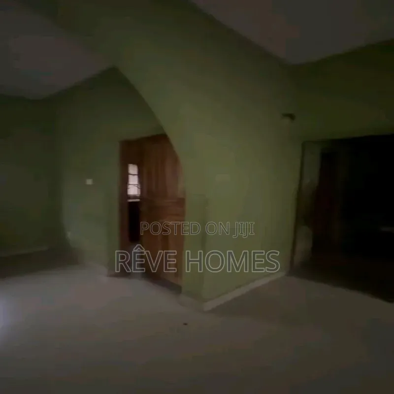3bdrm Block of Flats in Shomolu / Shomolu for rent in Shomolu / Shomolu