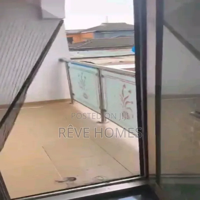 3bdrm Block of Flats in Shomolu / Shomolu for rent in Shomolu / Shomolu