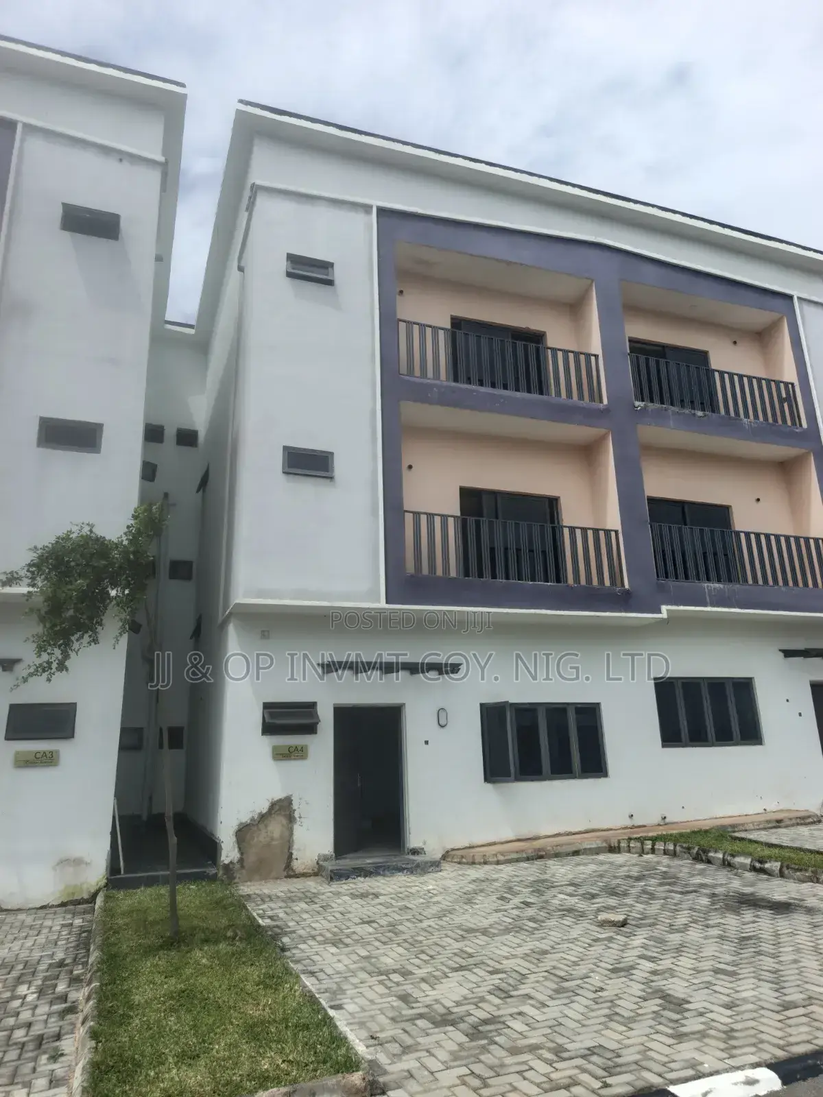 4bdrm Duplex in Dme, Zone B for rent in Zone B
