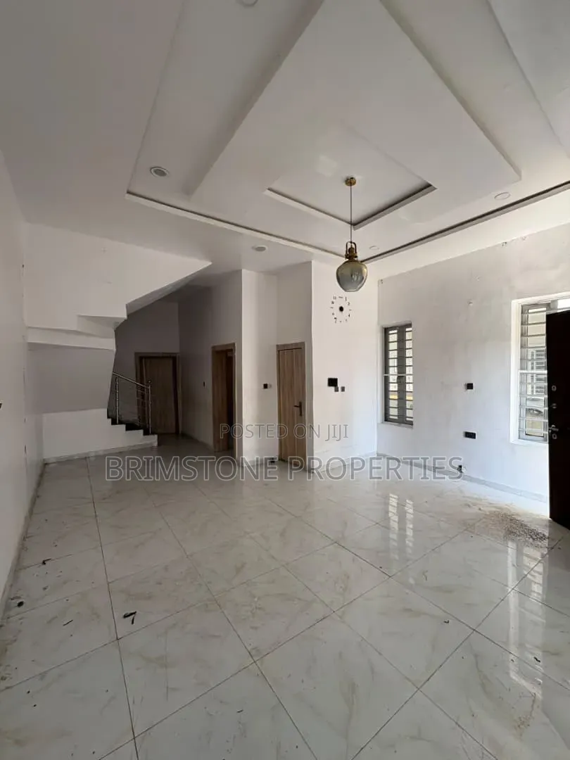 Furnished 4bdrm Duplex in Ikota for rent in Ikota