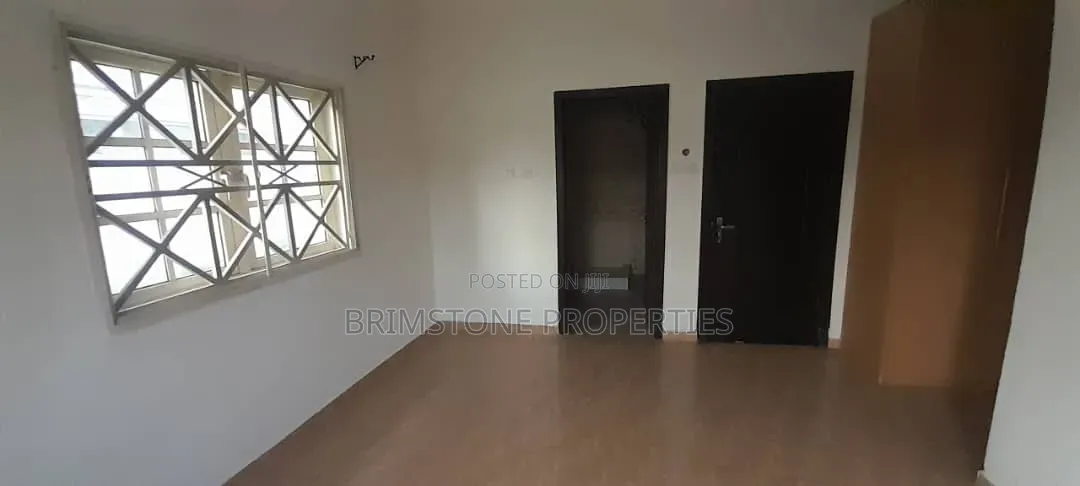Furnished 3bdrm Apartment in Ogombo for rent in Ogombo