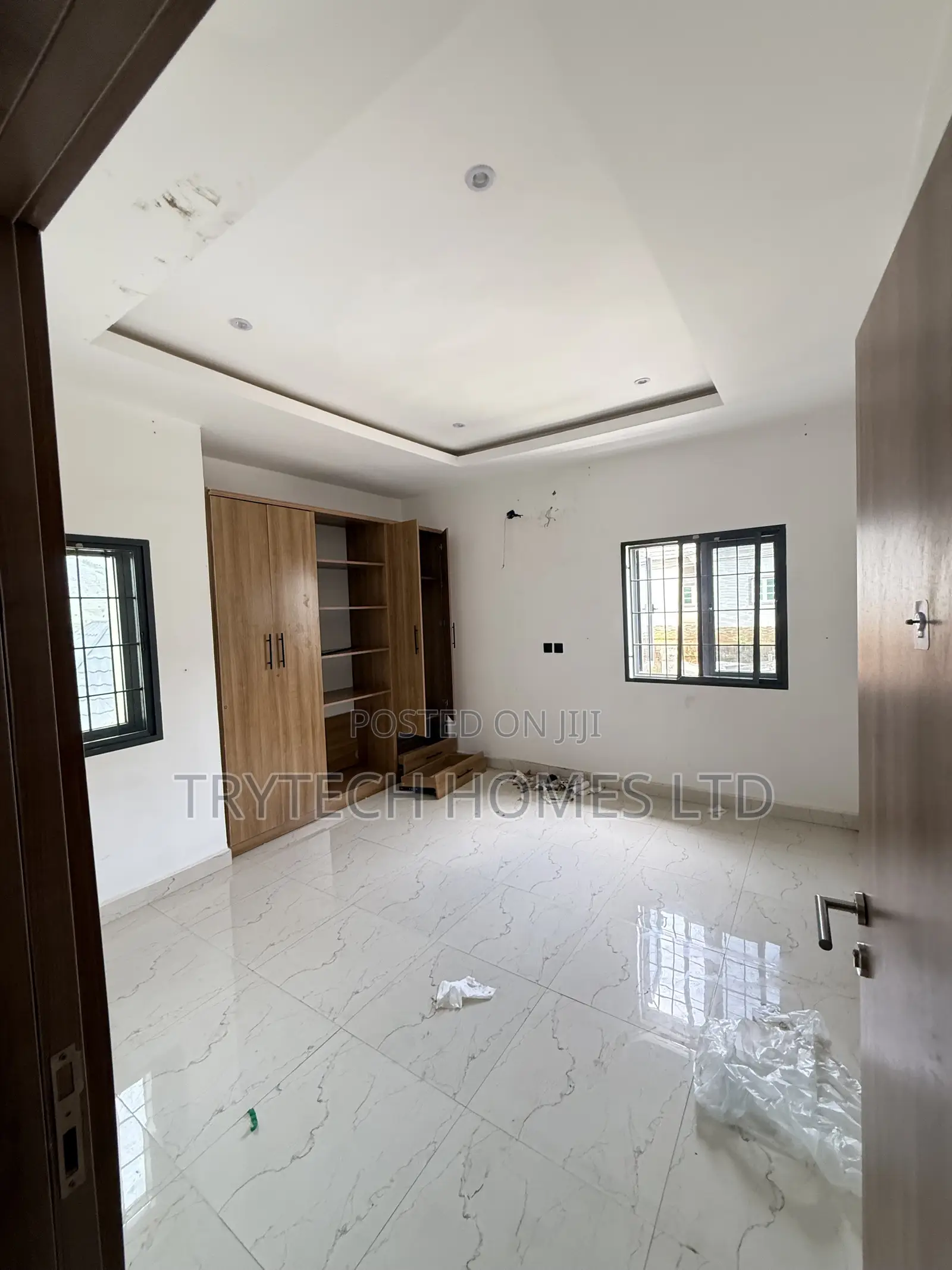 4bdrm Duplex in Mab Global, Bunkoro for rent in Bunkoro