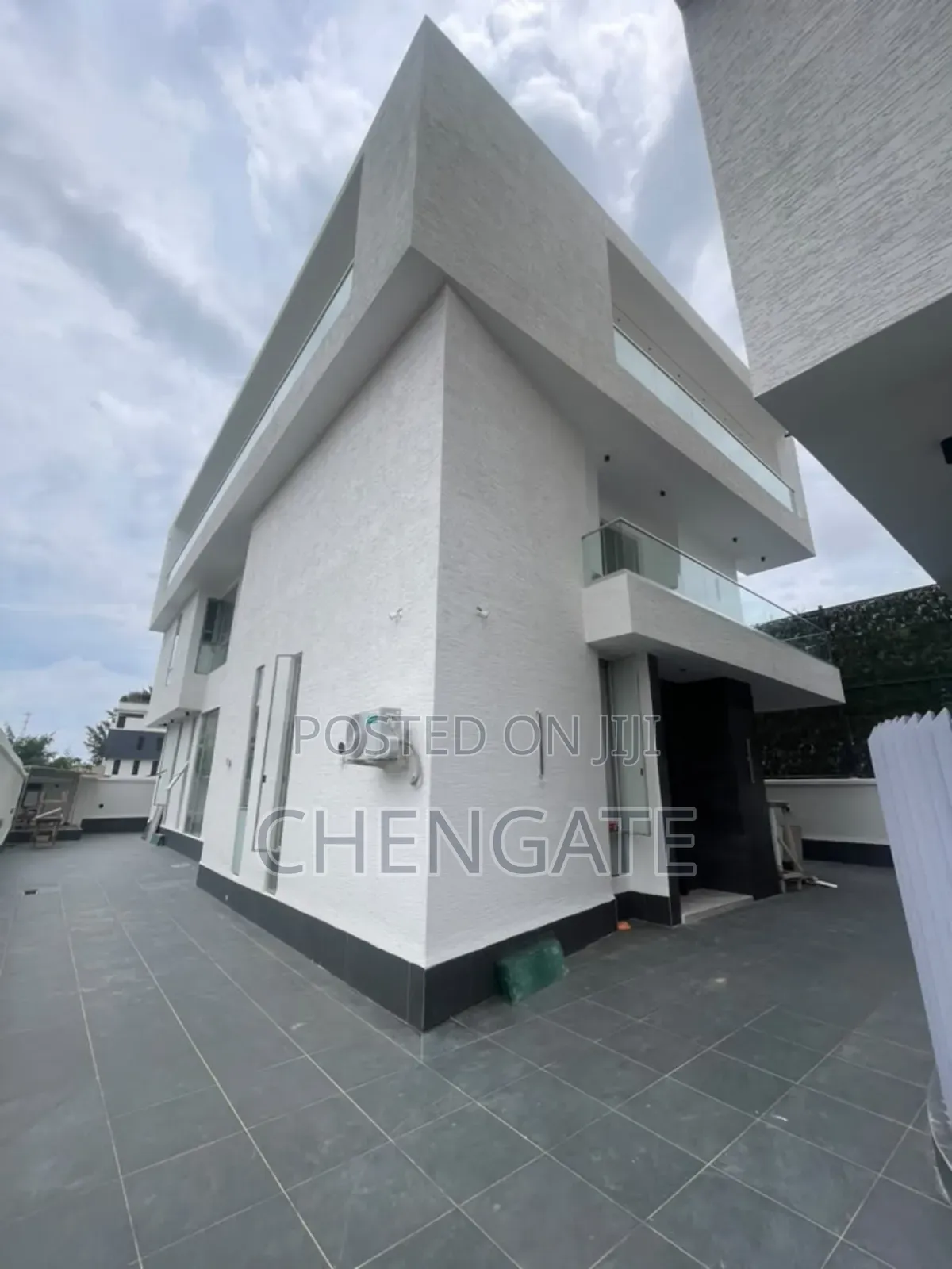 Furnished 6bdrm Duplex in Banana Island for sale in Banana Island