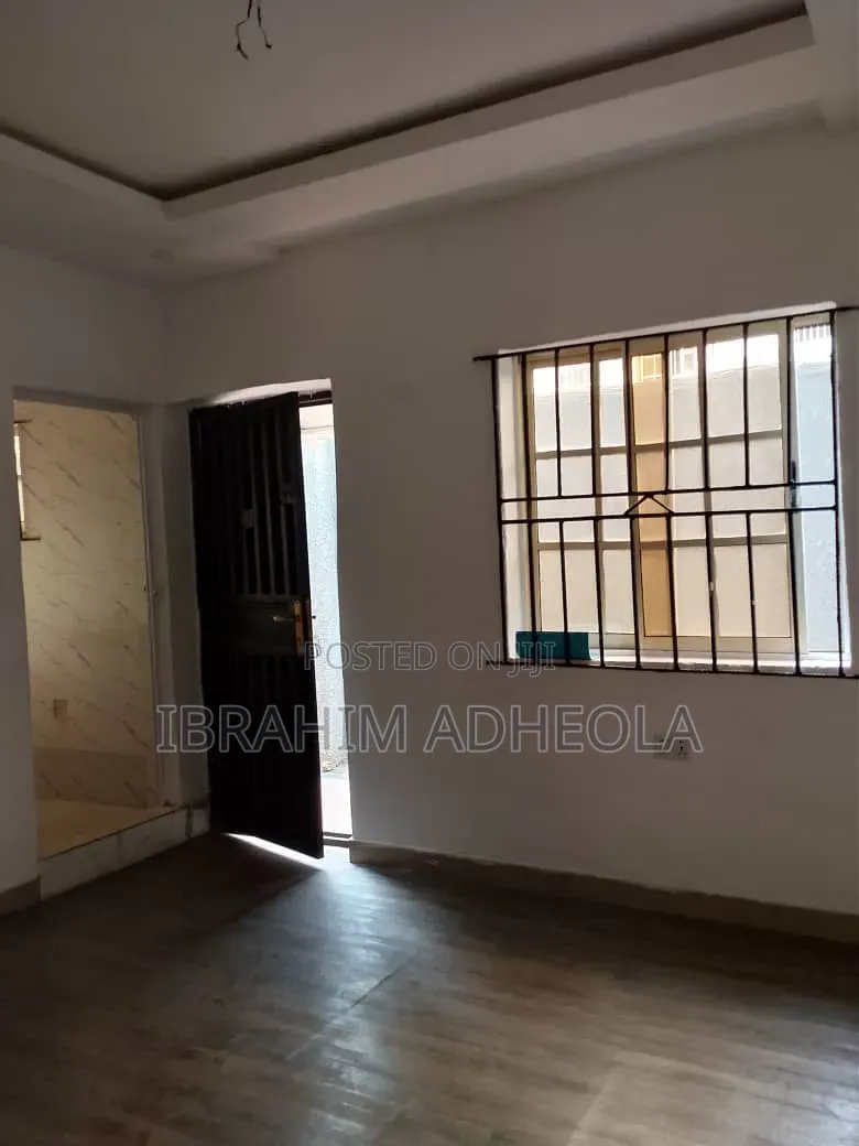 Mini Flat in Governors Road for rent in Governors Road
