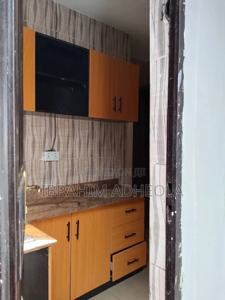 Mini Flat in Governors Road for rent in Governors Road