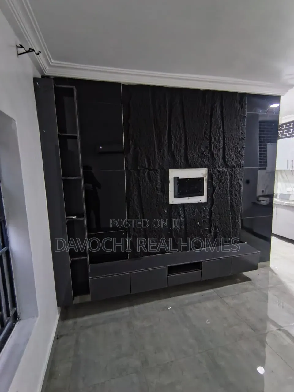 Mini Flat in Ikota for sale in Ikota