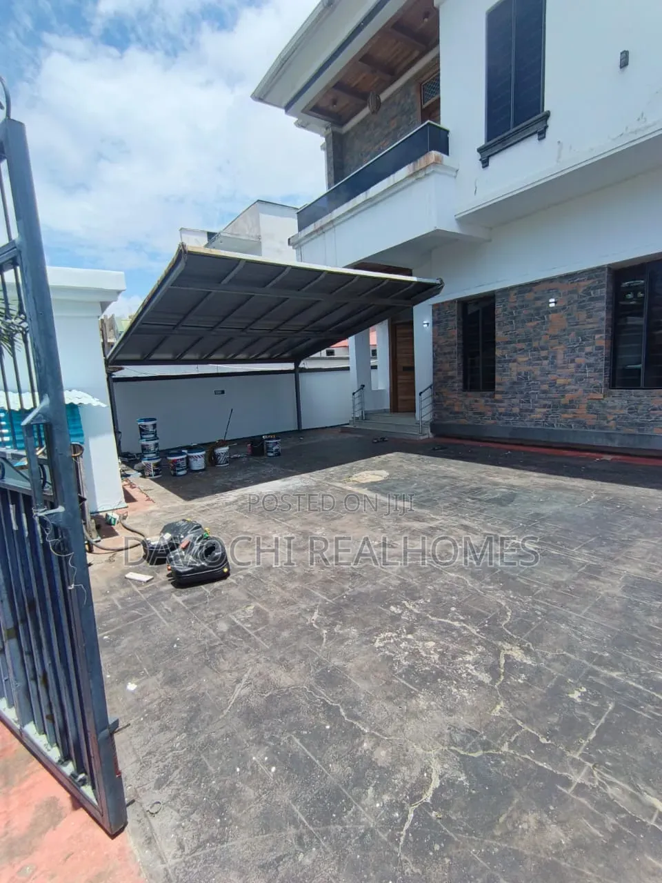 5bdrm Duplex in Ikota for rent in Ikota