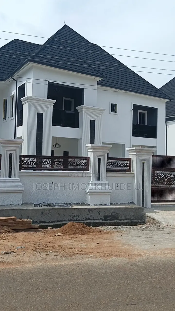 5bdrm Duplex in Galadimawa Estate for sale in Galadimawa