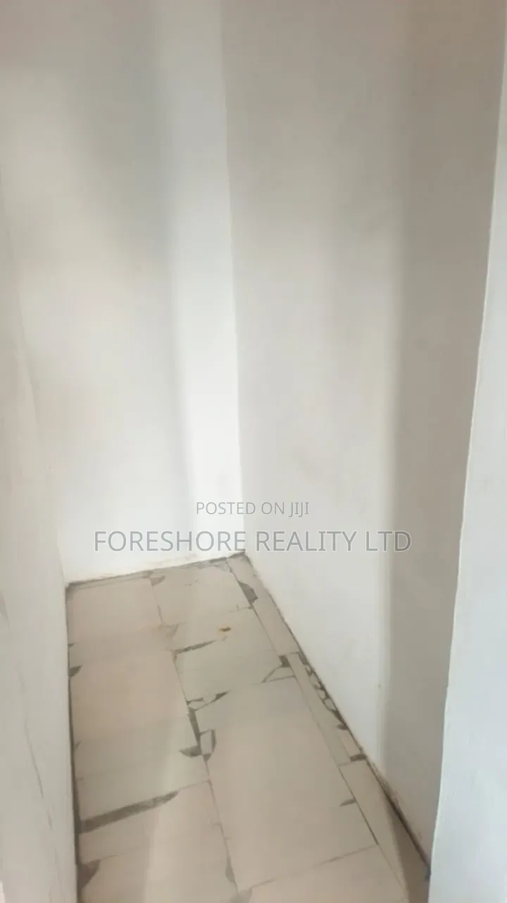 3bdrm Apartment in Olusosun, Oregun for rent in Oregun