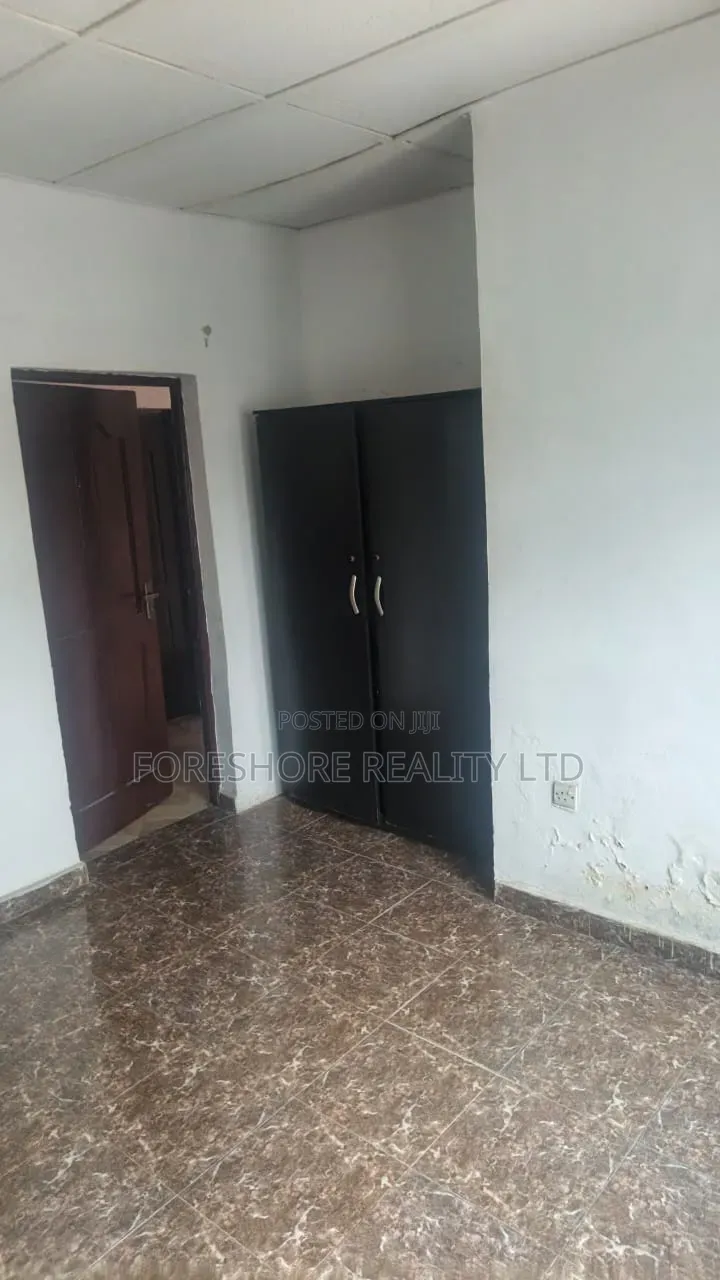 3bdrm Apartment in Olusosun, Oregun for rent in Oregun