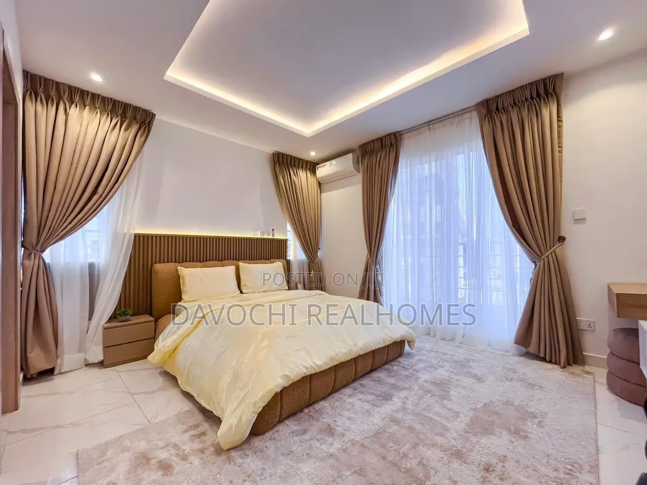 Furnished 3bdrm Apartment in Chevron for sale in Chevron