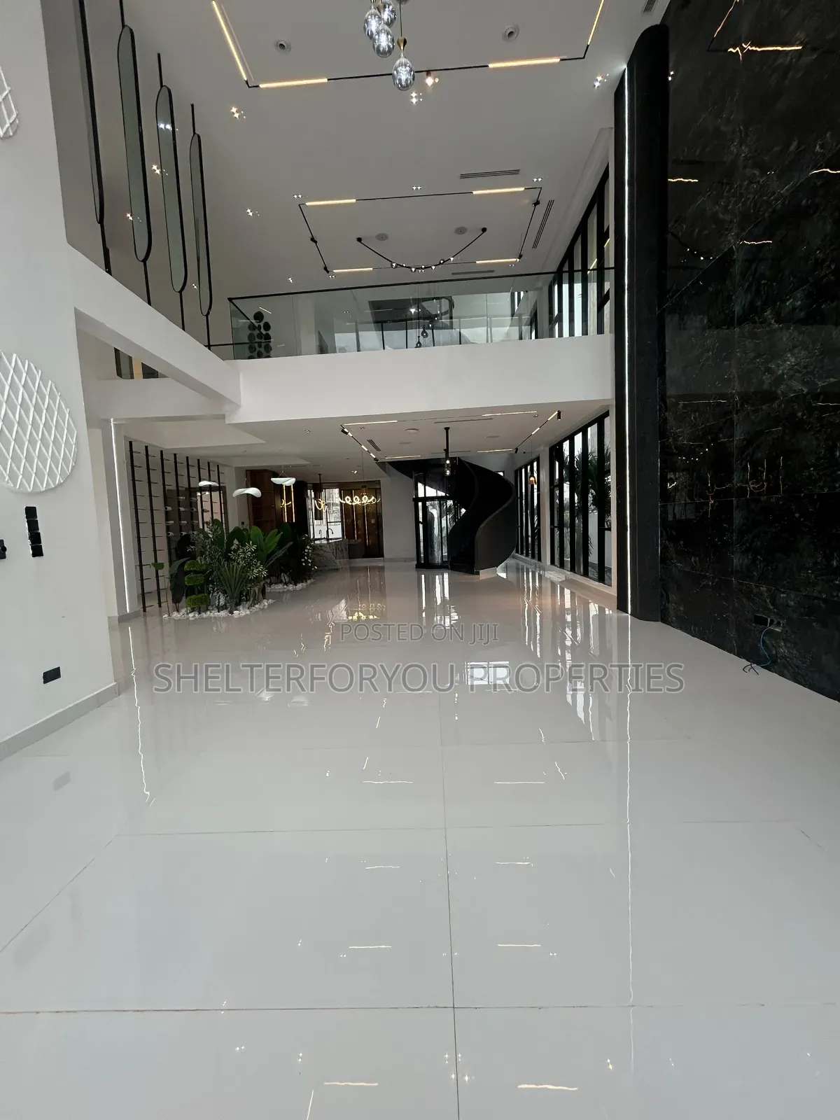 5bdrm Duplex in Osapa london for sale in Osapa london