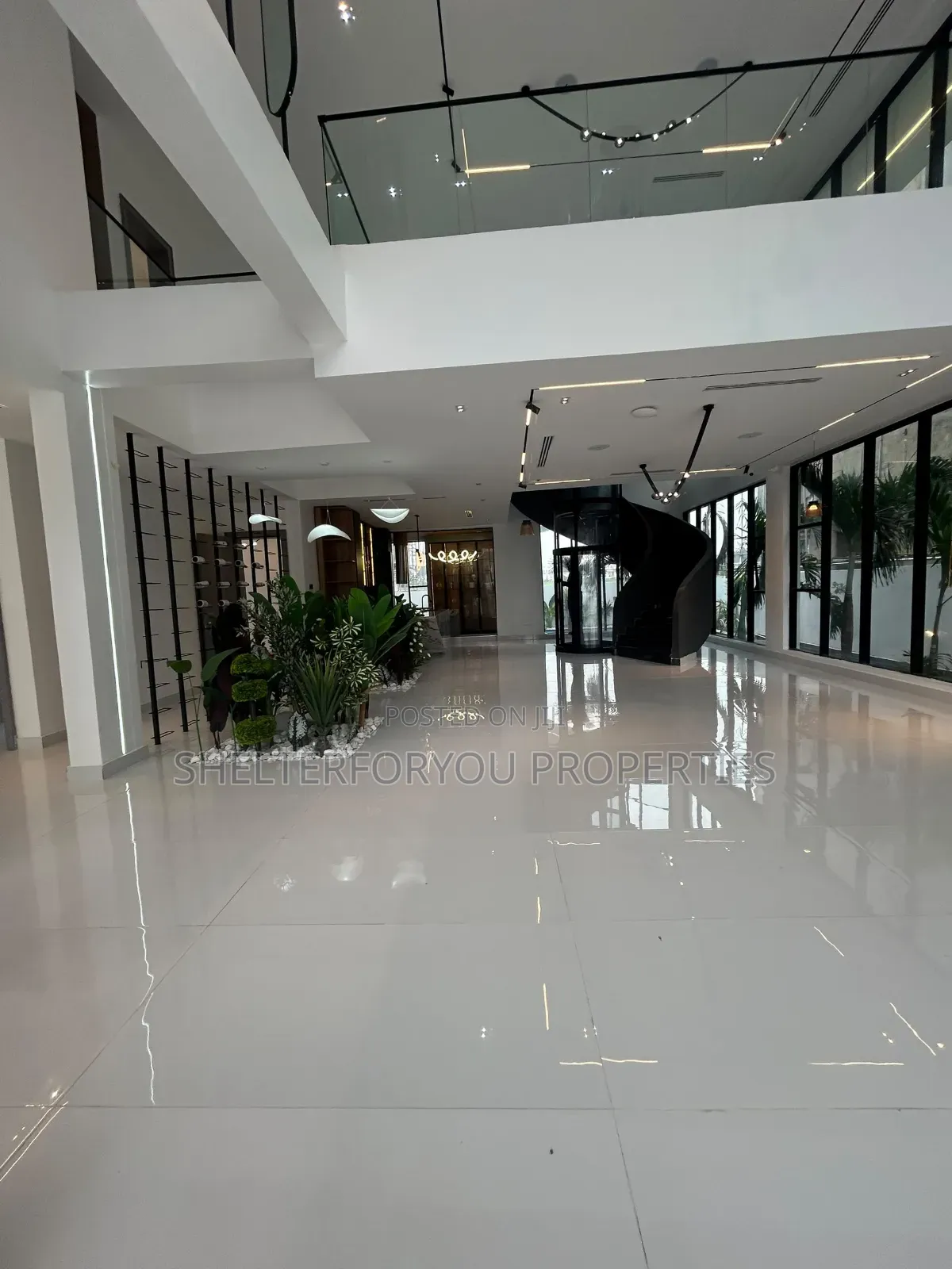 5bdrm Duplex in Osapa london for sale in Osapa london