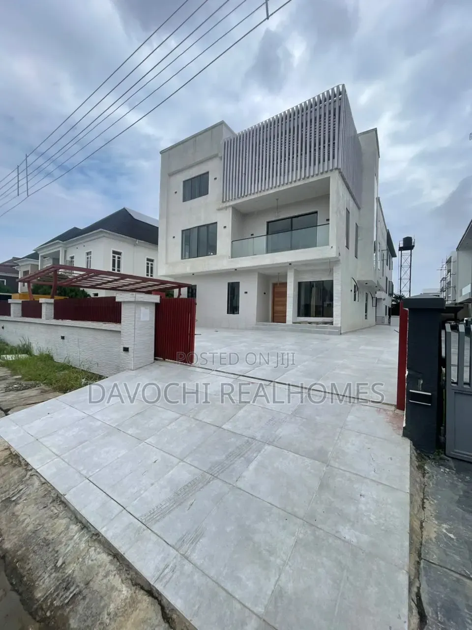 5bdrm Duplex in Osapa london for sale in Osapa london