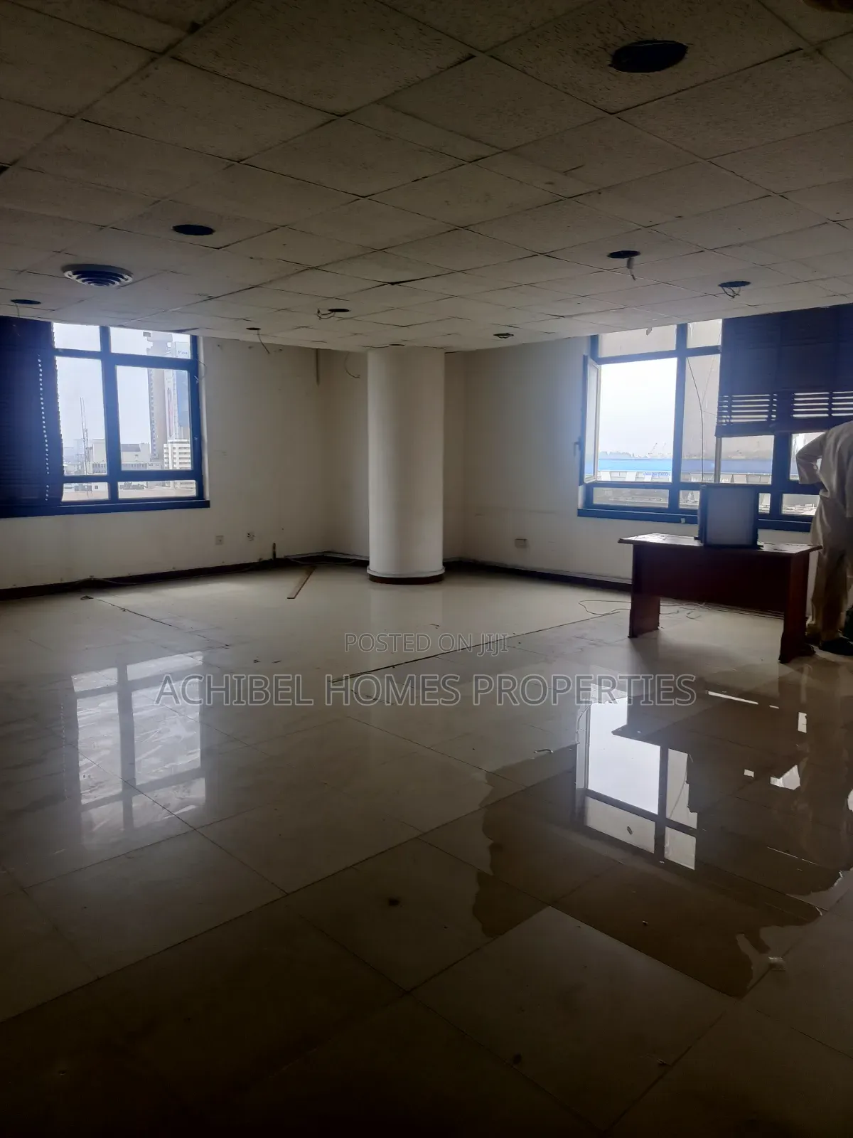 A 130 Square Meter Open Office Space in Lagos Island in Lagos Island / Lagos Island