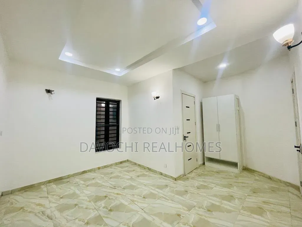 4bdrm Duplex in Victoria Island Extension for sale in Victoria Island Extension