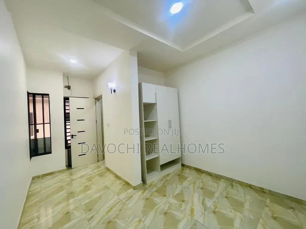 4bdrm Duplex in Victoria Island Extension for sale in Victoria Island Extension