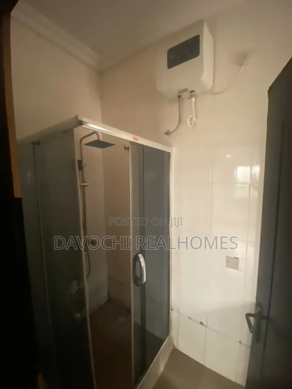 4bdrm Duplex in Beechwood Estate, Lakowe for rent in Lakowe
