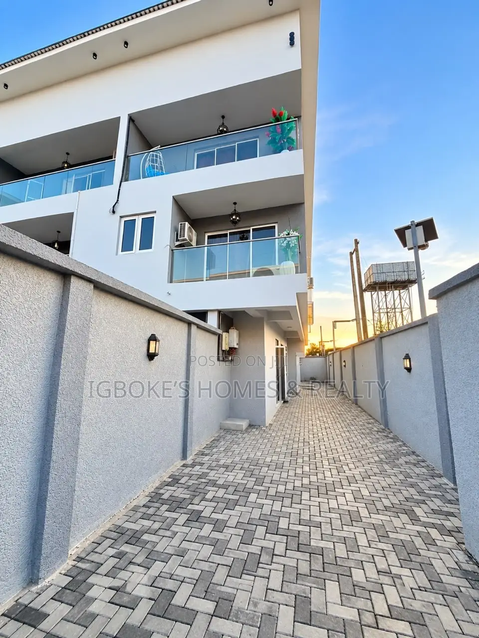 3bdrm Duplex in Ikate for rent in Ikate