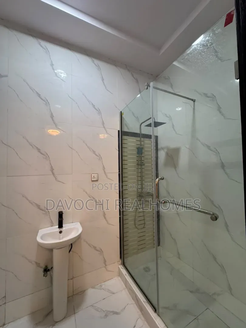 2bdrm Duplex in Ikota for rent in Ikota