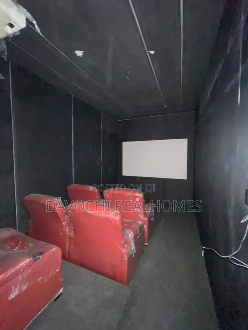 5bdrm Duplex in Off Lekki-Epe Expressway for sale in Off Lekki-Epe Expressway