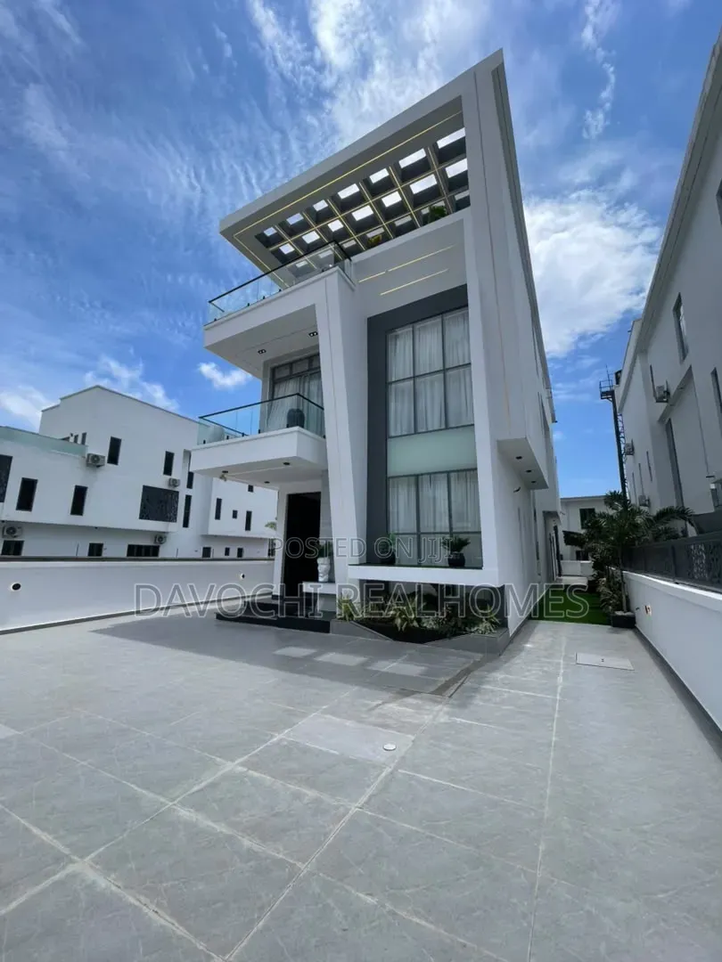 5bdrm Duplex in Osapa london for sale in Osapa london
