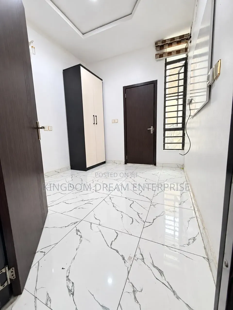 5bdrm Duplex in Idado Estate Lekki for sale in Idado