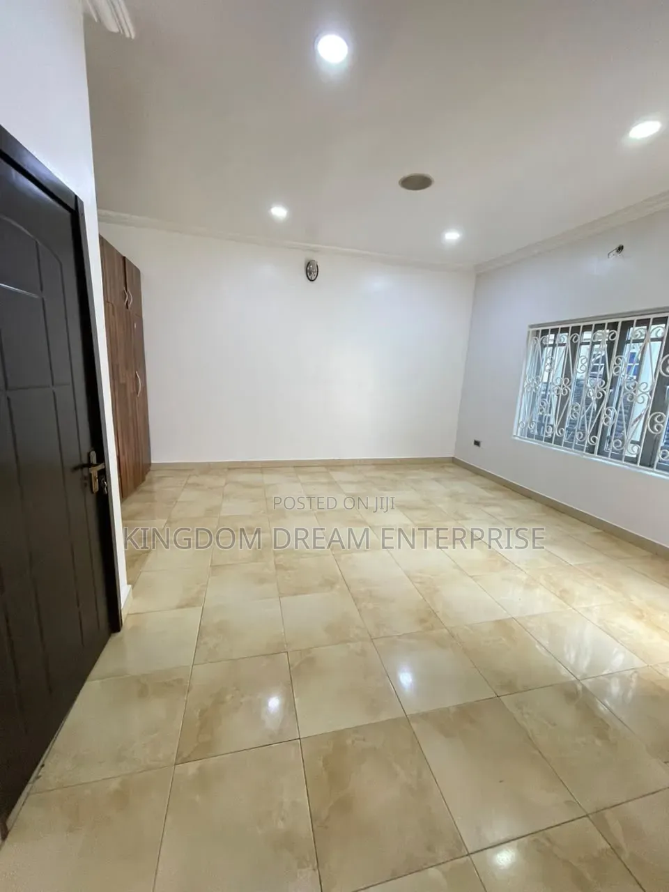 5bdrm Duplex in Idado Estate Lekki for sale in Idado