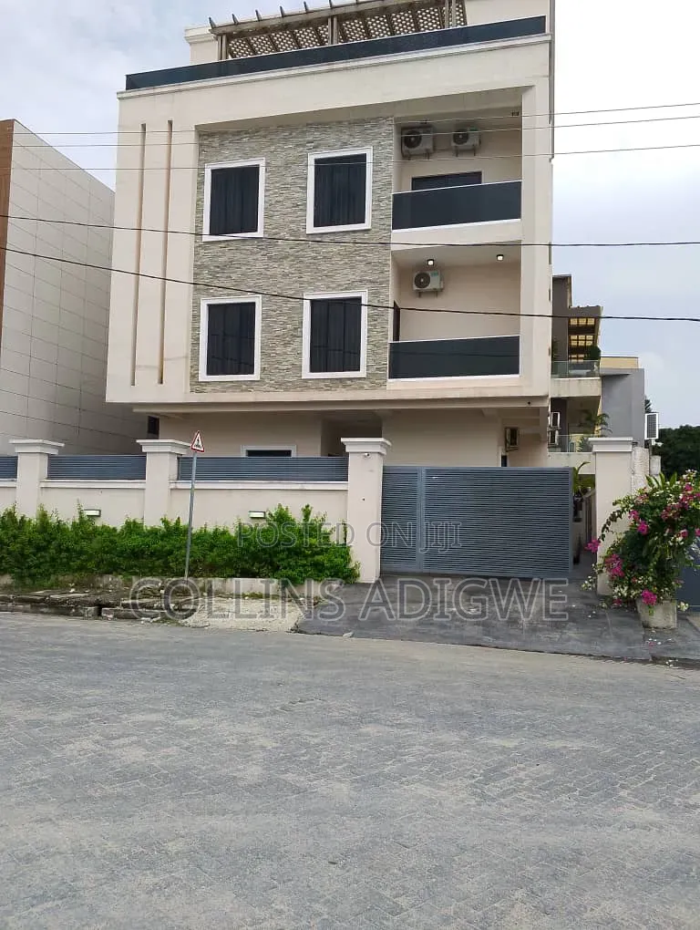 6bdrm Duplex in Main Lekki Phase 1 for sale in Lekki Phase 1