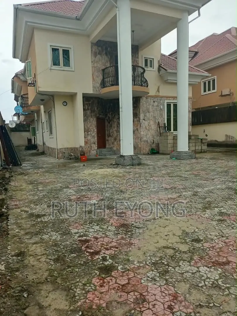 6bdrm Duplex in Lekki Phase 1 for rent in Lekki Phase 1