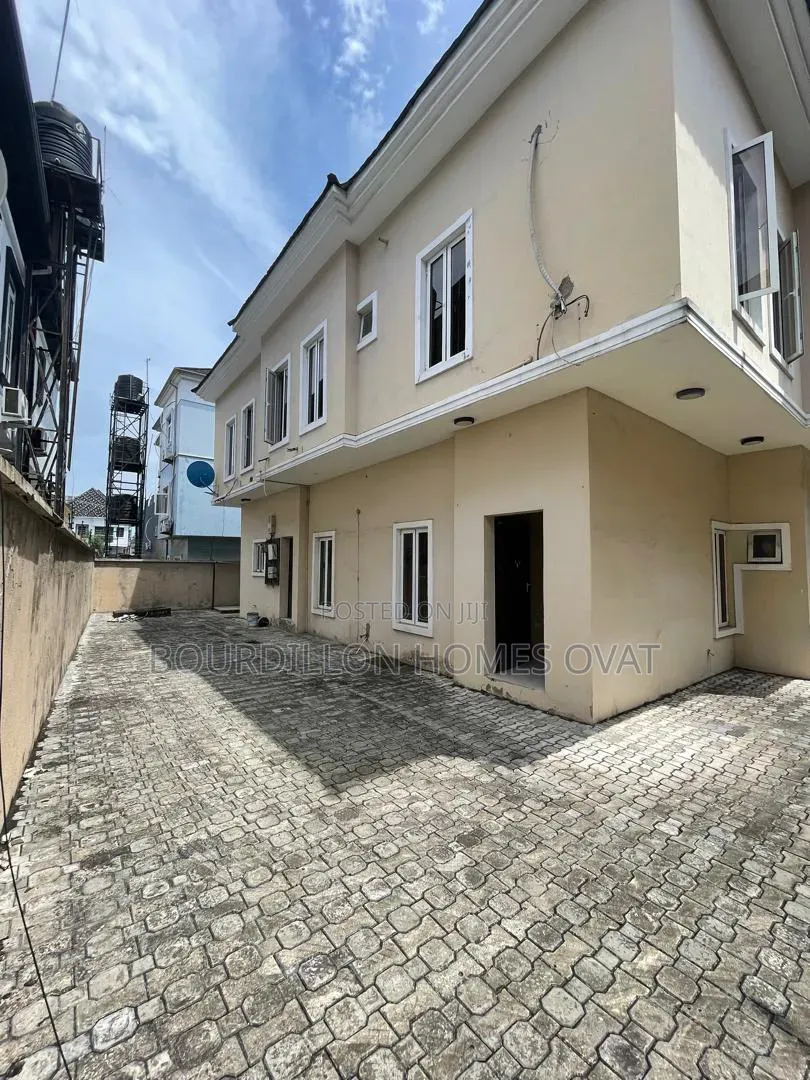 3bdrm Duplex in Chevron Lekki Lagos for rent in Chevron