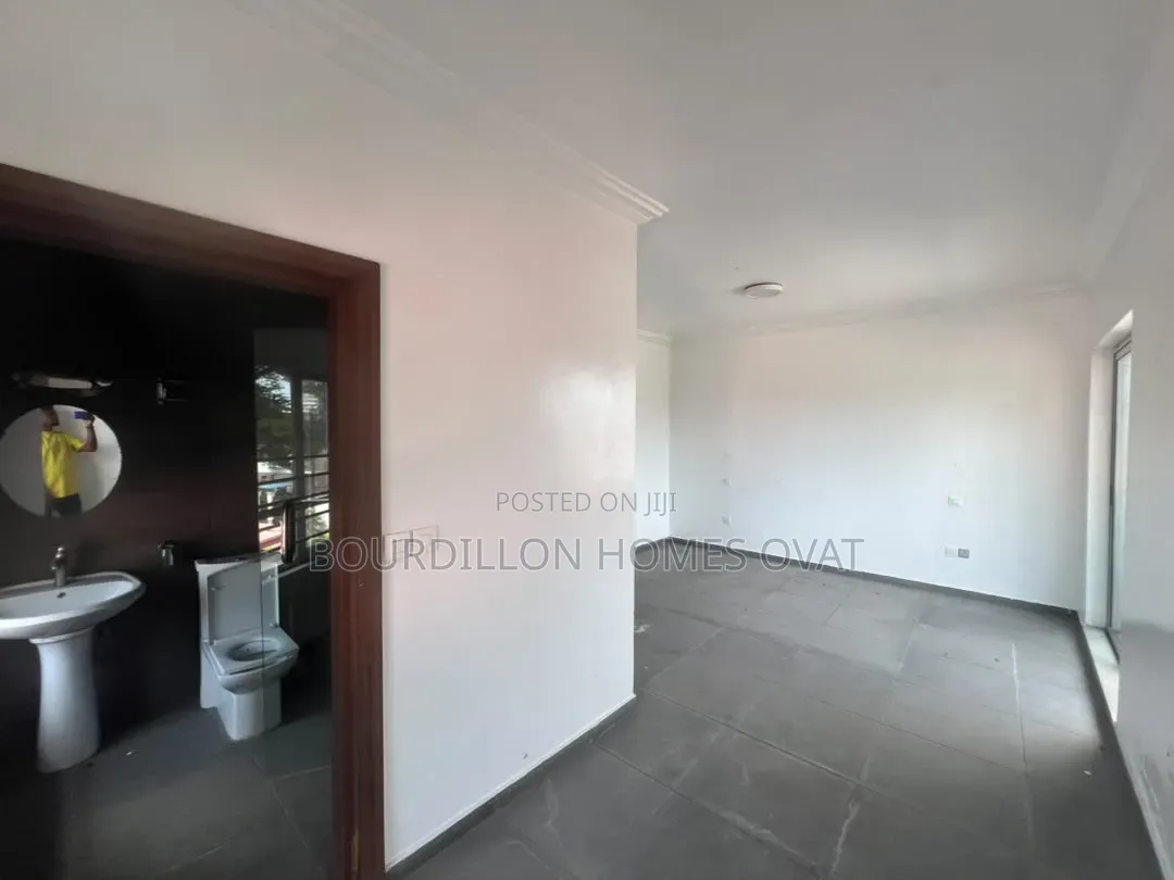 3bdrm Duplex in Lekki Phase 1 for rent in Lekki Phase 1