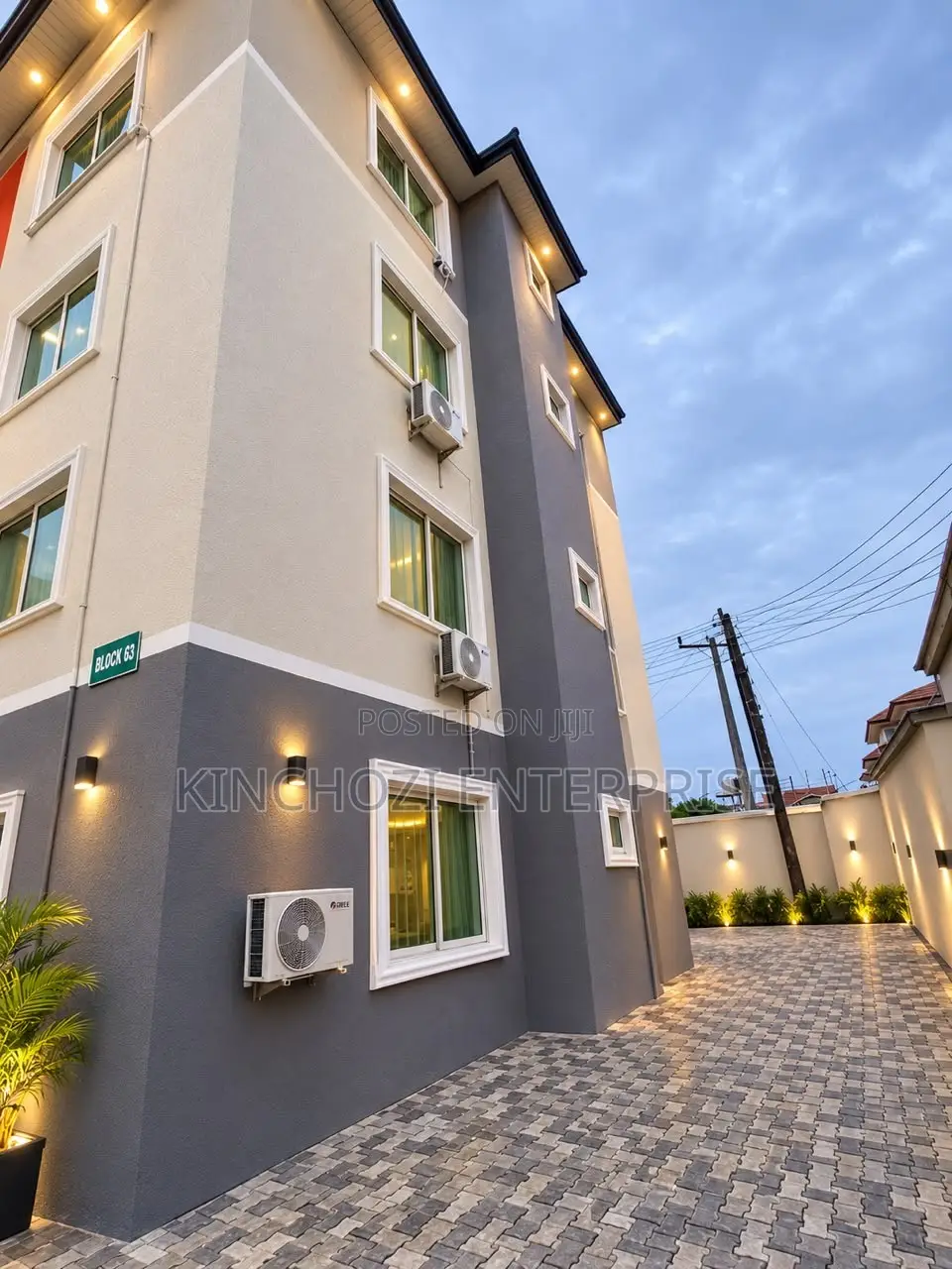 2bdrm Apartment in Lekki Enclave Estate, Ikate for rent in Ikate