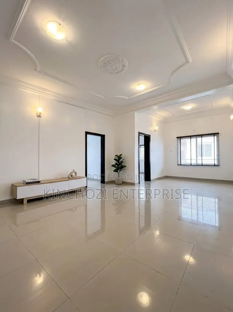 2bdrm Apartment in Lekki Enclave Estate, Ikate for rent in Ikate