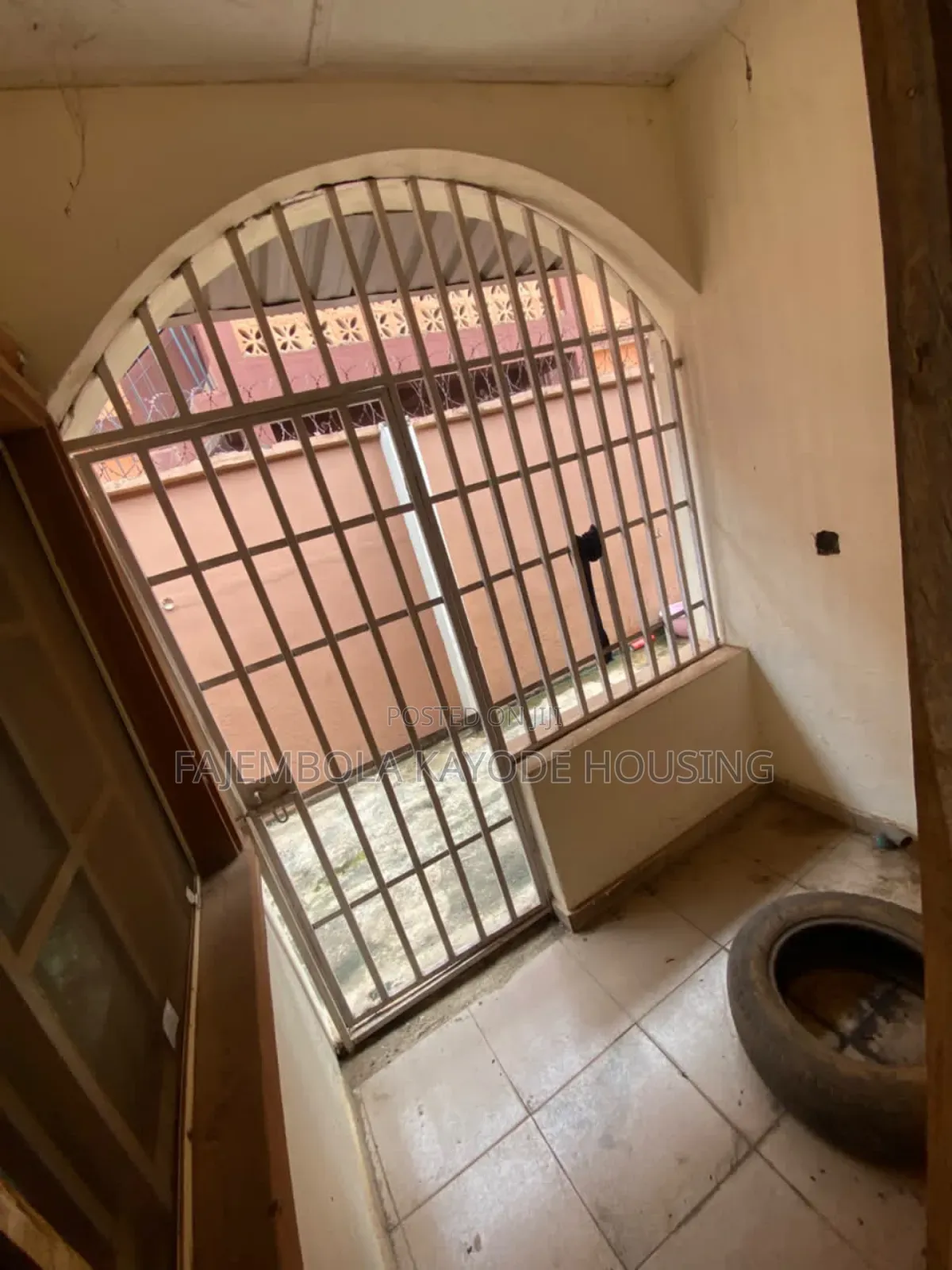 3bdrm Bungalow in Opeyemi, Wema, Alakia for rent in Alakia