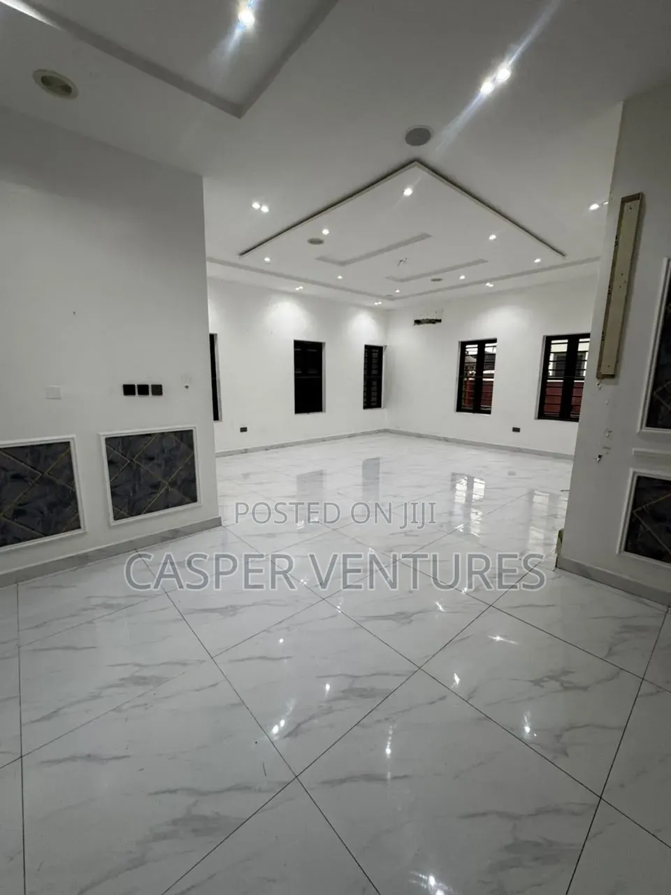 4bdrm Duplex in Chevyview, Chevron for sale in Chevron