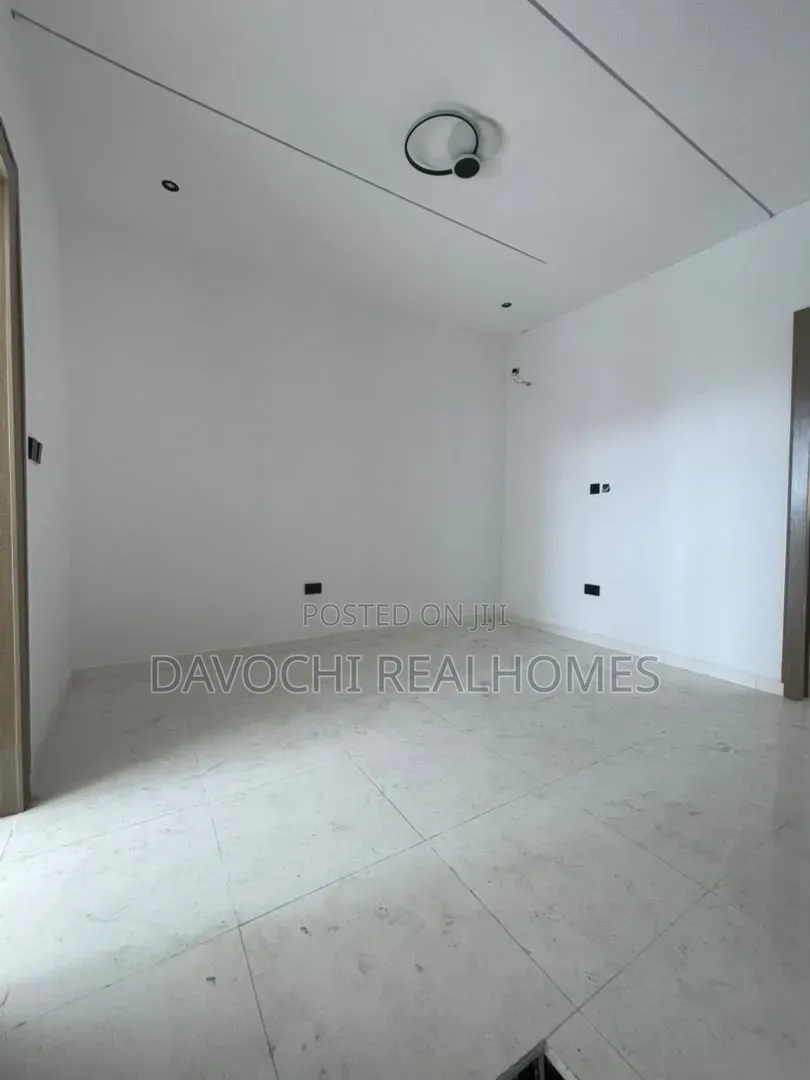 3bdrm Duplex in Sangotedo for sale in Sangotedo