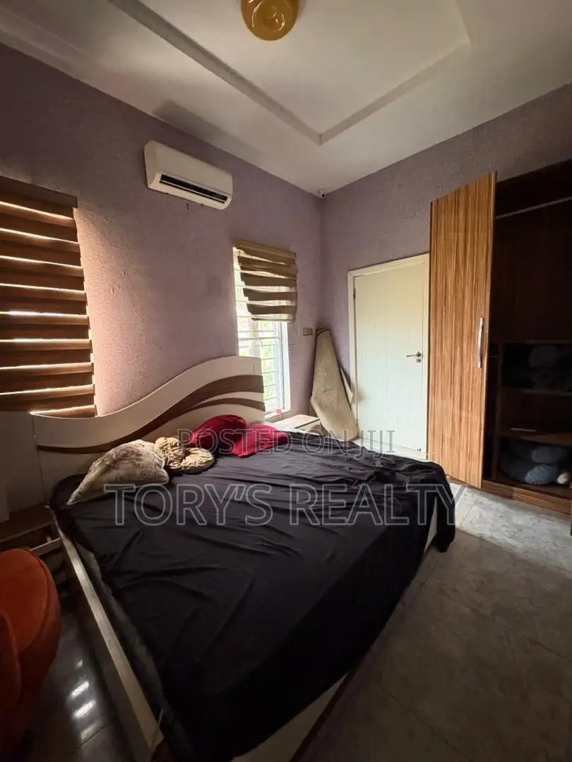 3bdrm Townhouse/Terrace in Lekki Phase 2 for sale in Lekki Phase 2