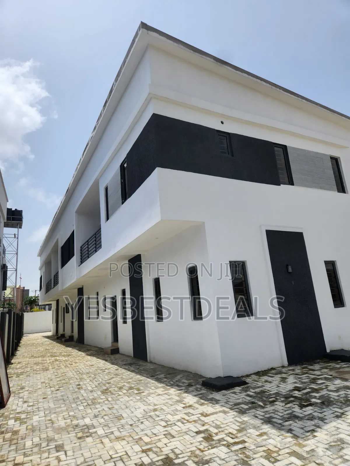 Furnished 3bdrm Townhouse/Terrace in Apo Resettlement for sale in Apo Resettlement