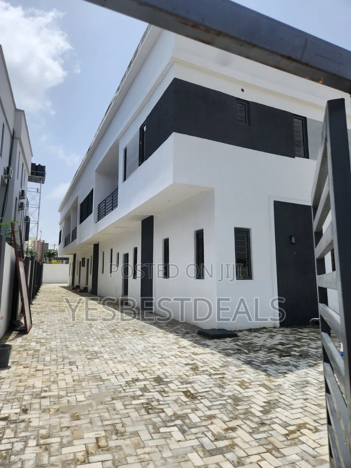 Furnished 3bdrm Townhouse/Terrace in Apo Resettlement for sale in Apo Resettlement