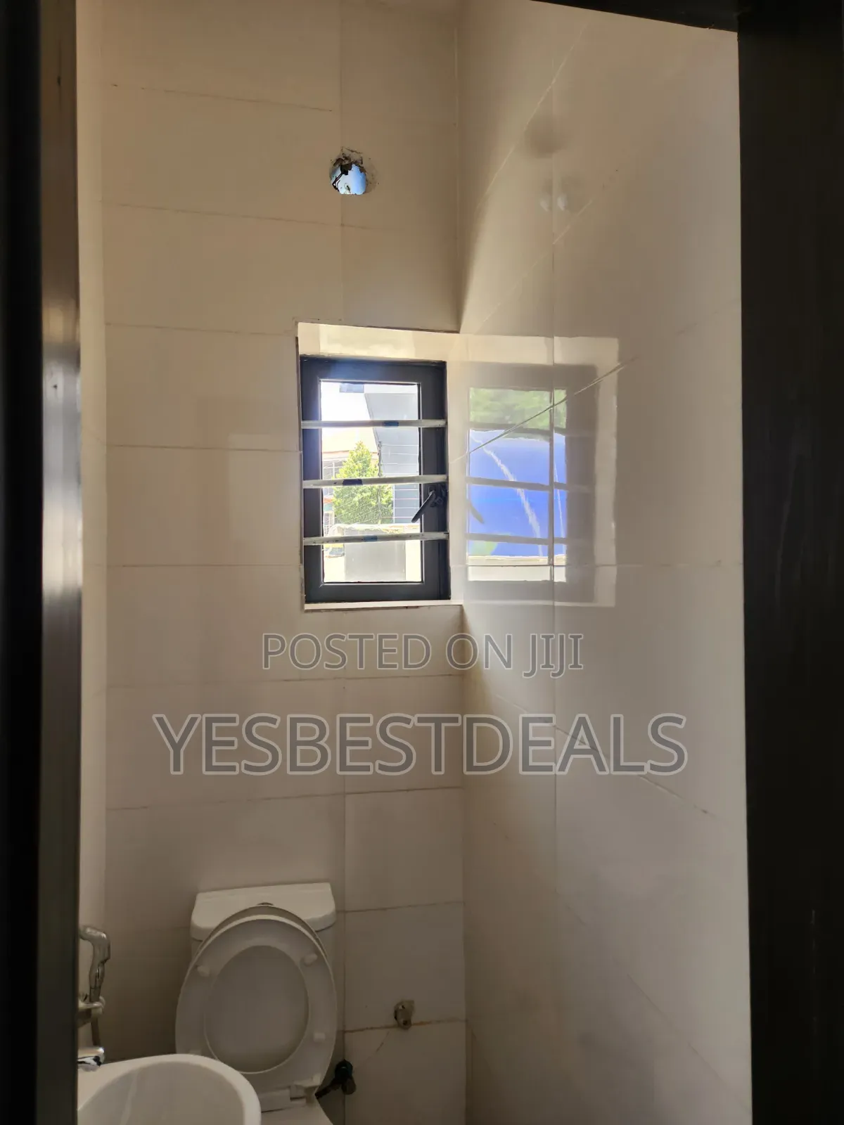 Furnished 3bdrm Townhouse/Terrace in Apo Resettlement for sale in Apo Resettlement