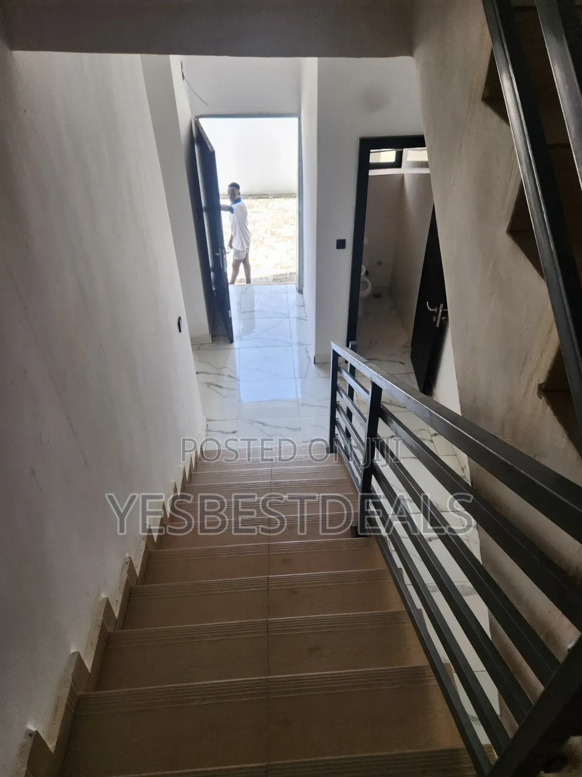 Furnished 3bdrm Townhouse/Terrace in Apo Resettlement for sale in Apo Resettlement