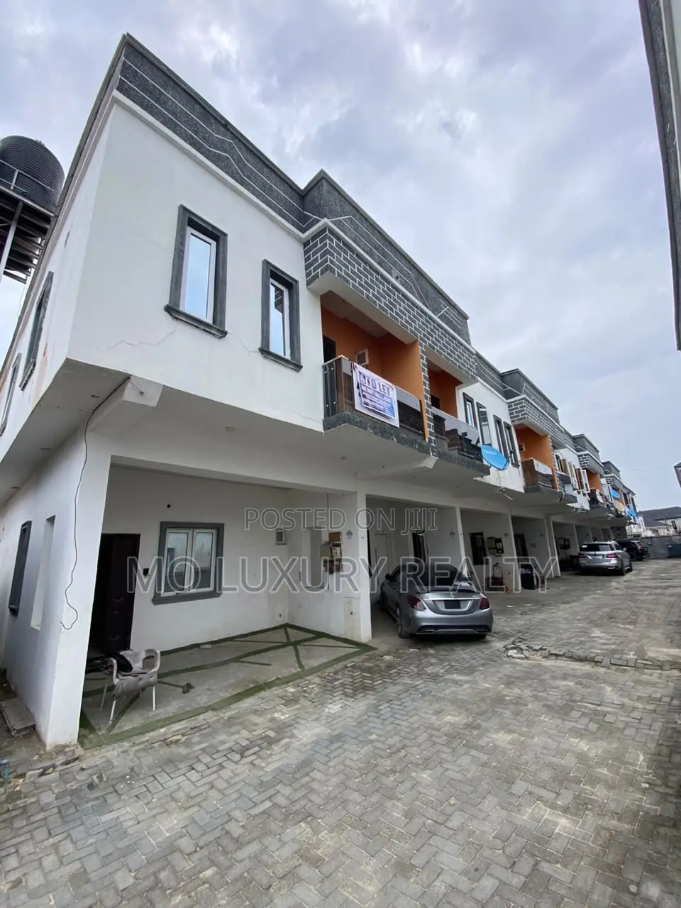 4bdrm Townhouse / Terrace in Ikota for rent in Ikota
