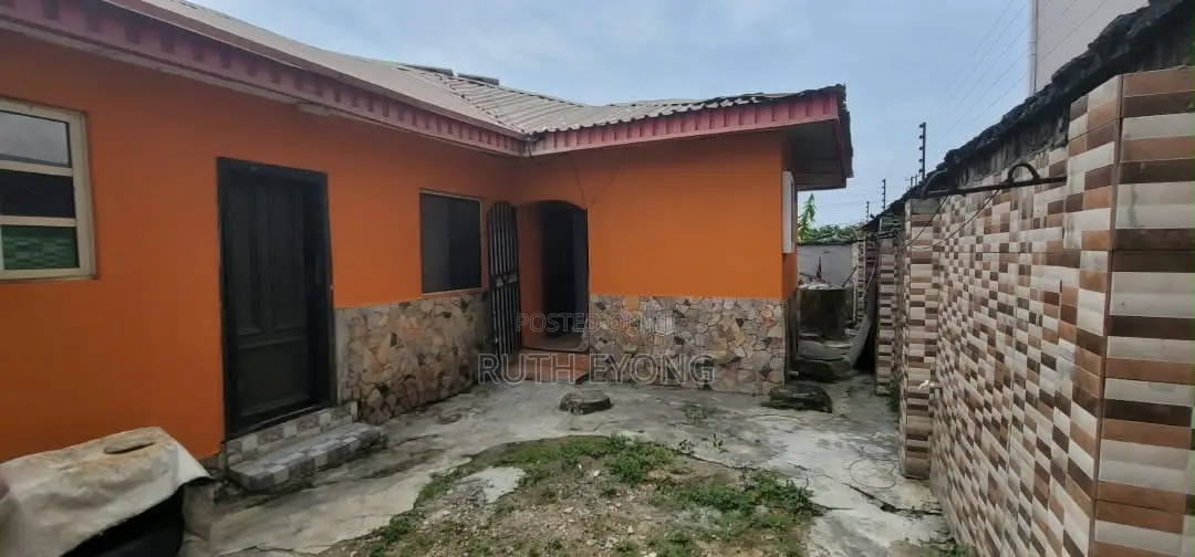 Mini Flat in 𝗢𝗳𝗳 𝗠𝗼𝗯𝗶𝗹 𝗥𝗼𝗮𝗱, 𝗔𝗷𝗮𝗵, Ilaje / Lekki for rent in Ilaje / Lekki