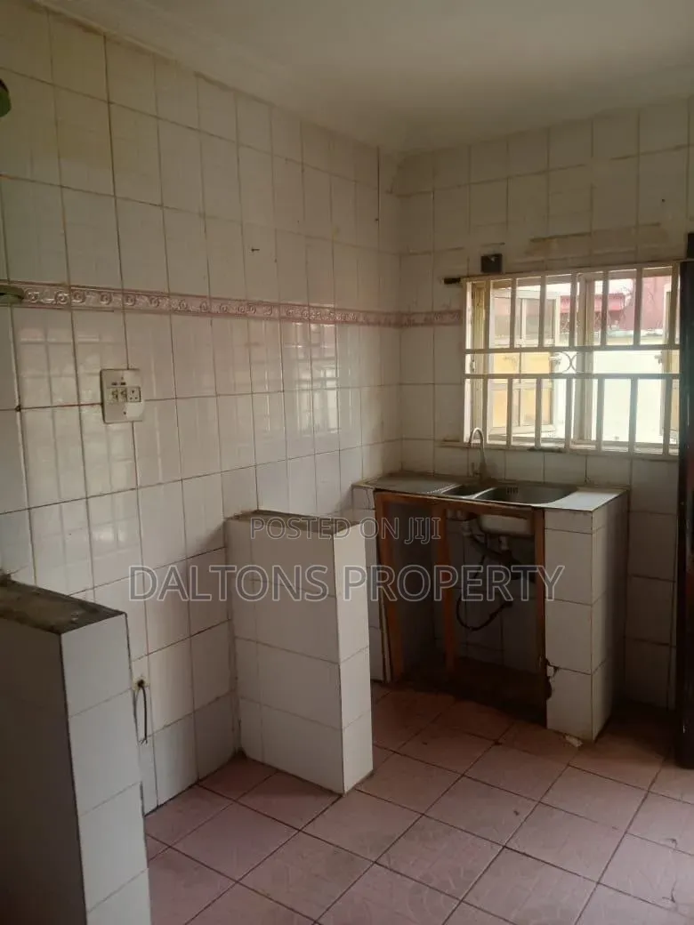 2bdrm Bungalow in Trademore Estate, Sabon Lugbe for sale in Sabon Lugbe